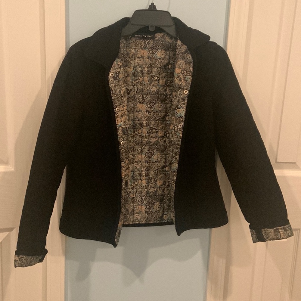 Black, quilted jacket! Adorable.